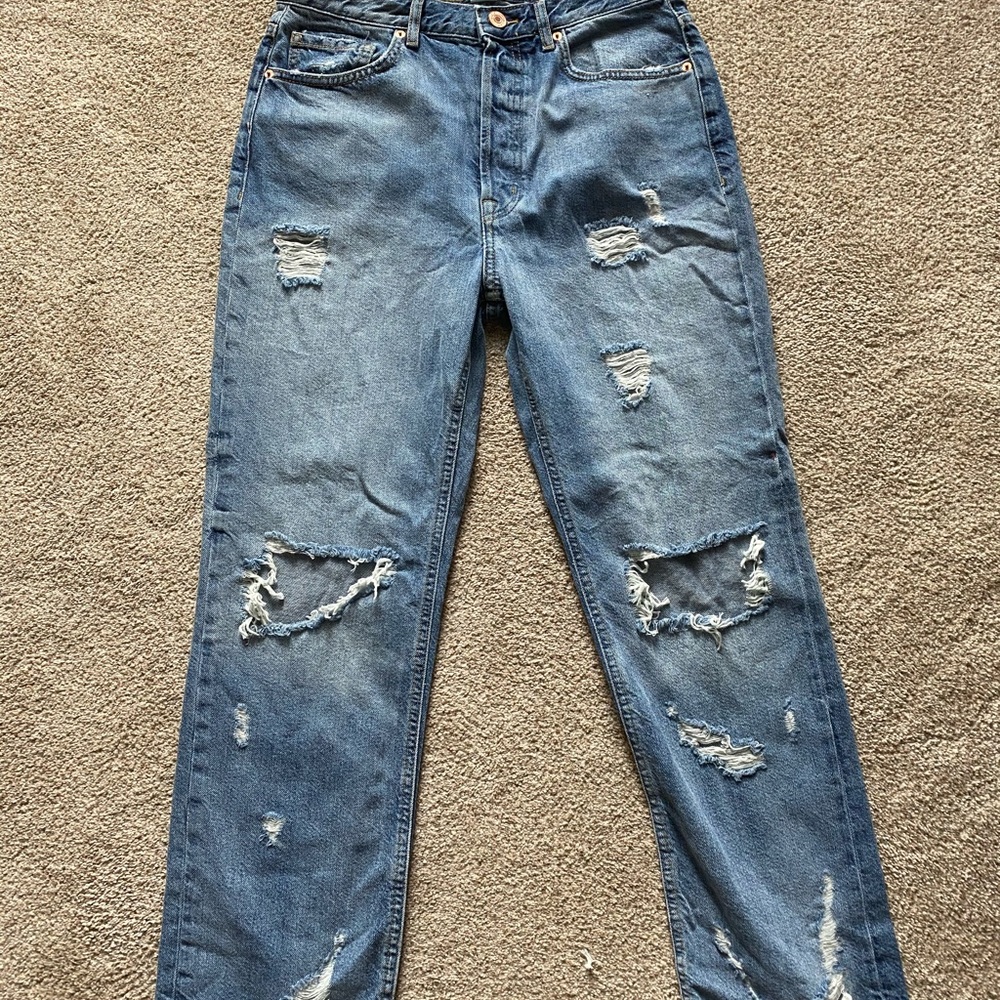 Mom style jeans *NEVER WORN*